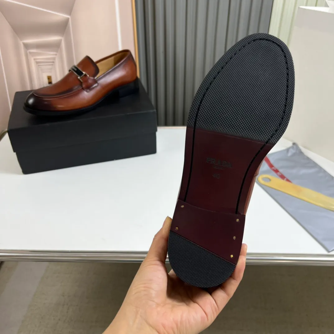 Men's shoes 💰520💰 Prada.PRADA men's business casual leather shoes, 1:1 shipment ⬆️Luxurious and noble 👞All imported original brand leather materials, just to create a more comfortable wearing experience, upper: original cowhide ➕Imported full cow lining, original outsole ✔️36-45 (45 non-returnable)
